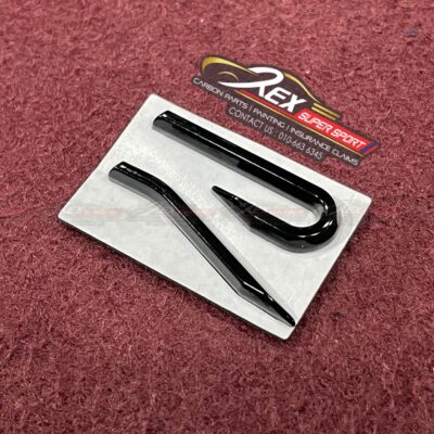 All Volkswagen New R Emblem Black / Chrome Logo Badge Rear - Black