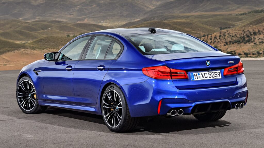 bmw-m5-wallpapers (8)