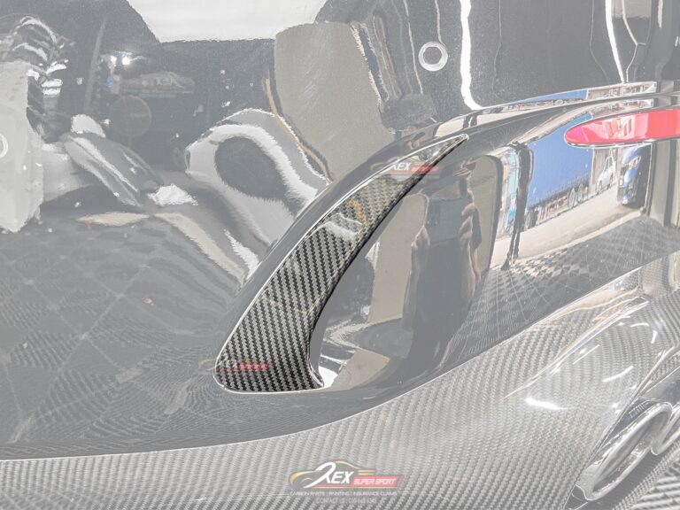 CLA W118 200 250 45s AMG Rear Canard 45s Carbon