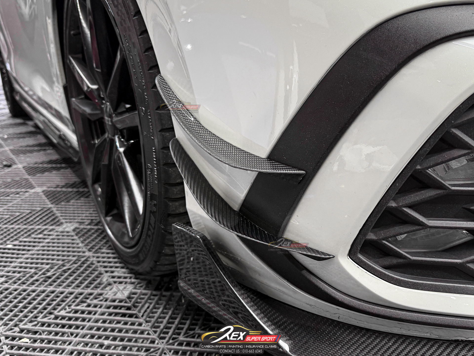 Golf Mk8 GTI Front Canard AE Carbon