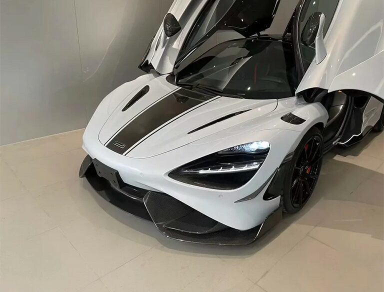 McLaren 720s Fender 765 Carbon