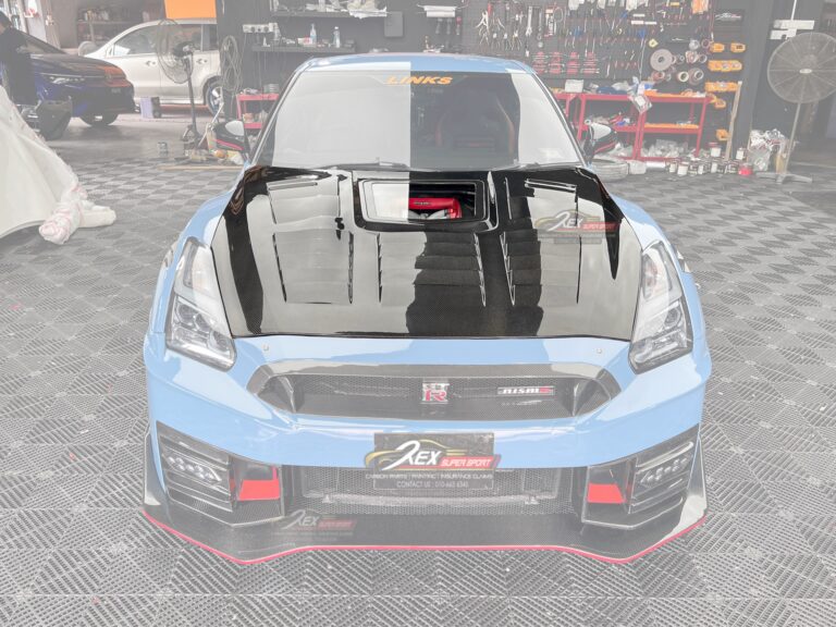 Nissan GTR35 Front Bonnet With Glass Carbon
