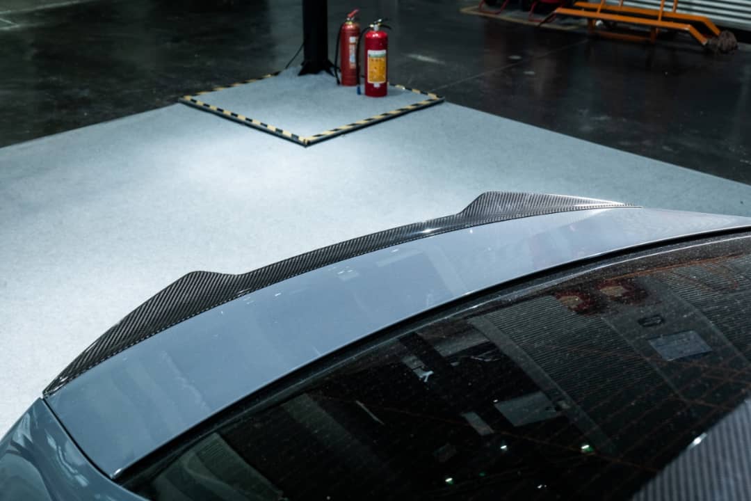 BMW G60 Rear Spoiler Karbel Dry Carbon - Rexsupersport - Specializes In ...
