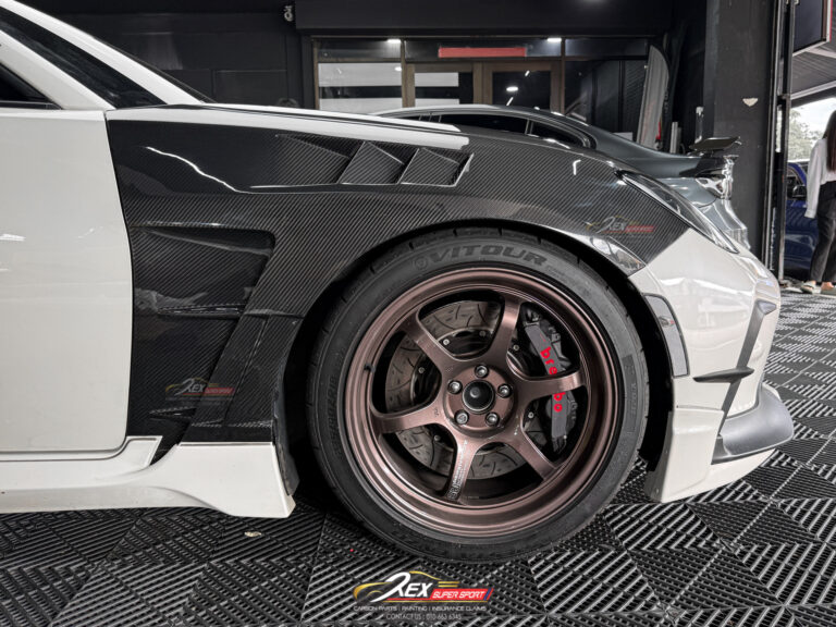 GR86 Fender CMST Dry Carbon