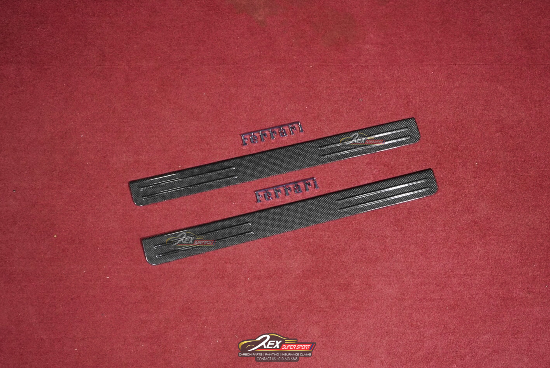 Ferrari F8 Tributo Kickplate Dry Carbon