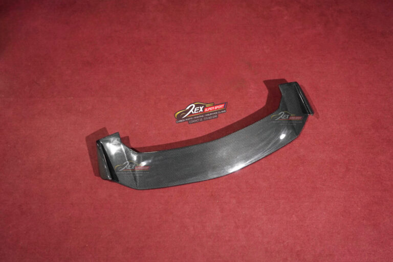 Lamborghini Urus Roof Spoiler Dry Carbon
