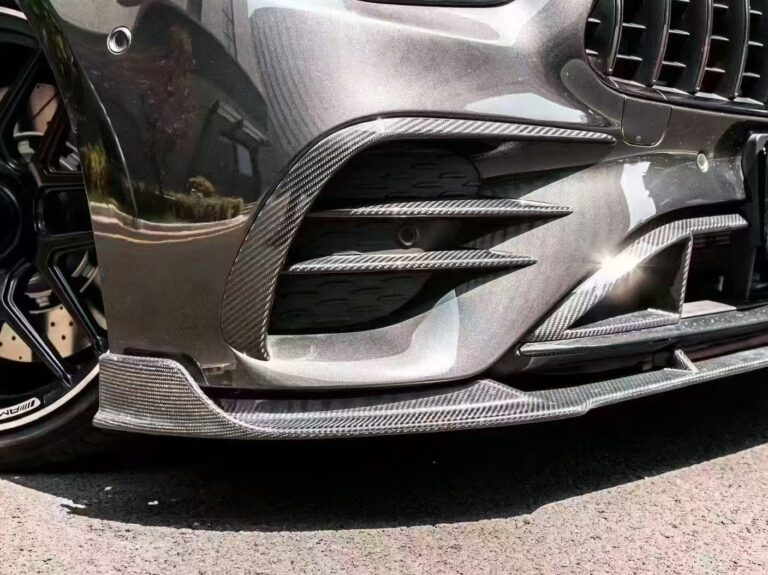 Facelift E-CLASS W213 Front Canard Carbon