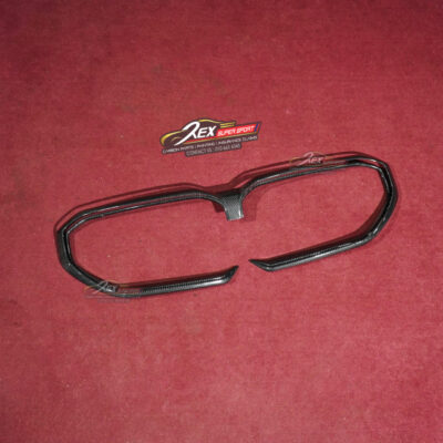 BMW G60 Front Grille Cover Dry Carbon