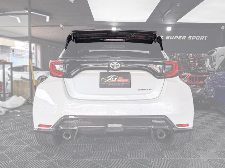 Toyota GR Yaris Rear Spoiler VRS Carbon