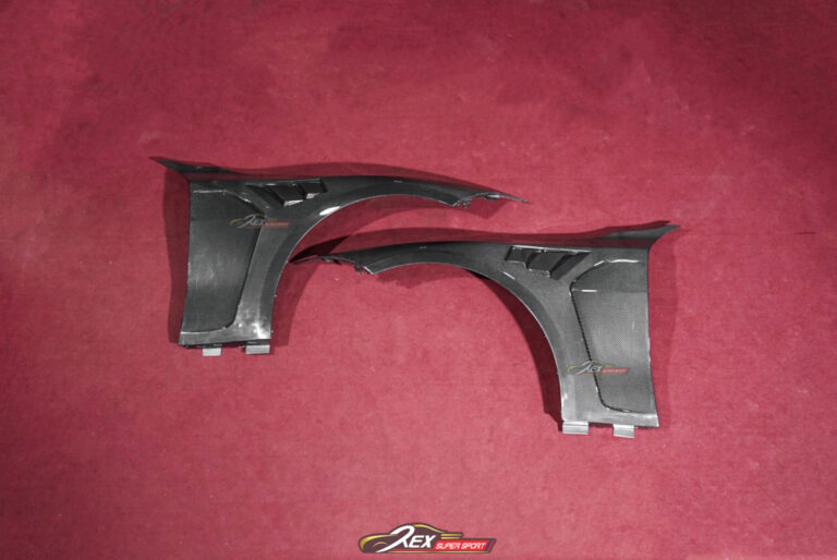 BMW G82 M4 Fender N Dry Carbon